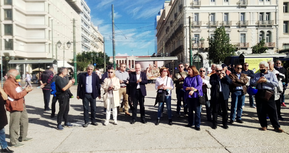 Στην ανάγκη νομοθετικής λύσης επιμένουν οι δανειολήπτες ελβετικού φράγκου
