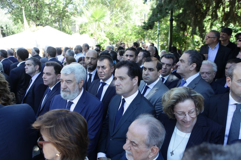 Ήταν και ο Άδωνις στην κηδεία του Μητσοτάκη