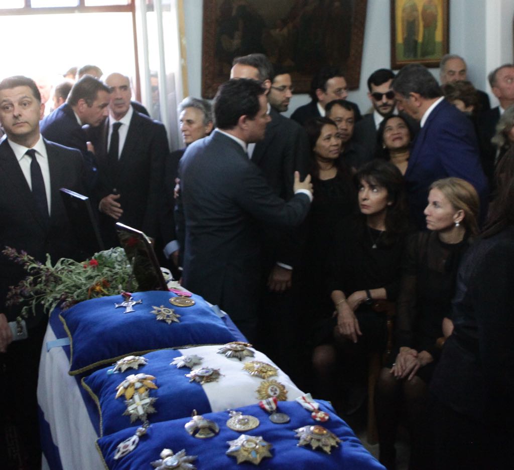 Ήταν και ο Άδωνις στην κηδεία του Μητσοτάκη