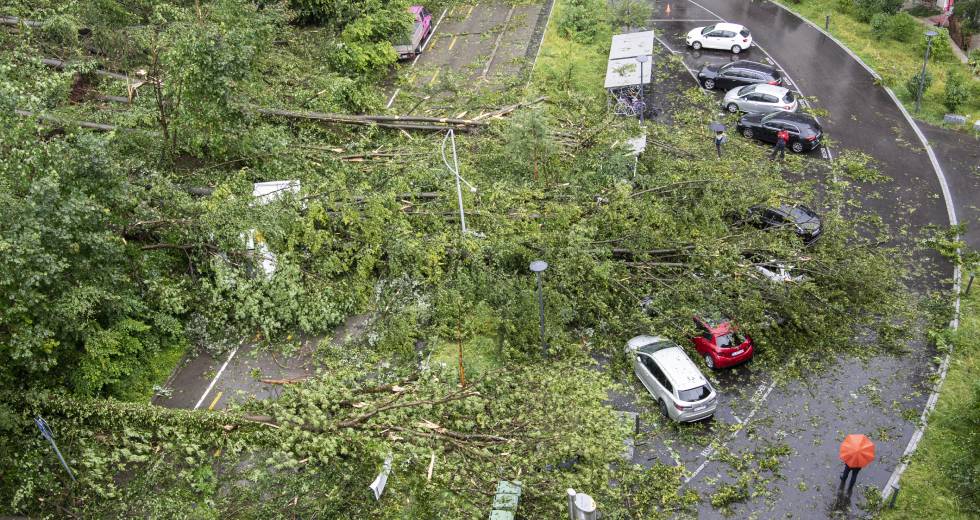 Εκτεταμένες ζημιές από την κακοκαιρία σε Ελβετία και Γερμανία
