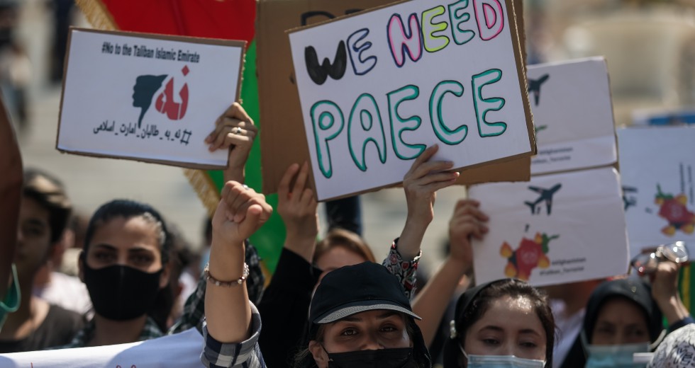 «Afghans lives matter»