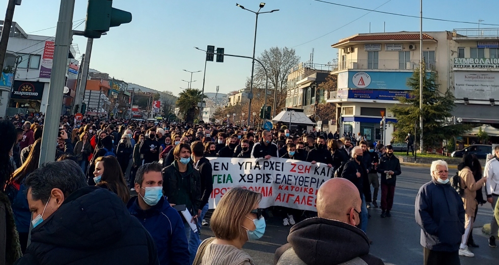 Μαζικά στις γειτονιές ενάντια στην έξαρση της αστυνομικής βίας και την καταστολή