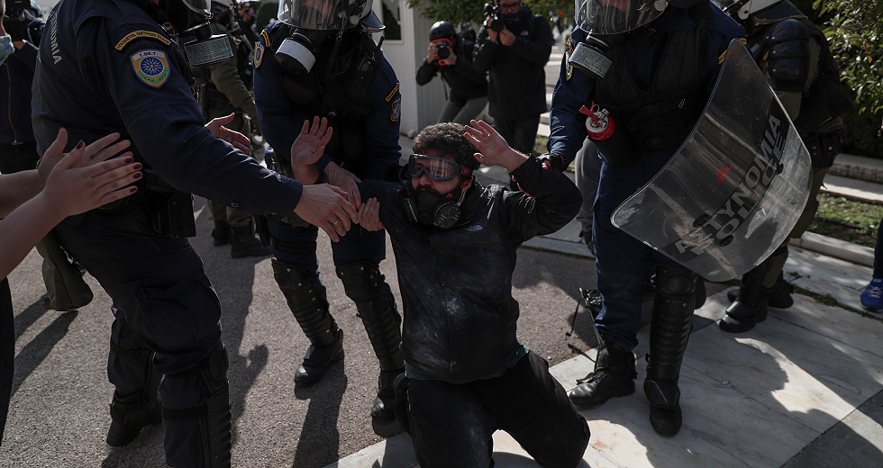 Άγρια καταστολή με δεκάδες προσαγωγές στις φοιτητικές κινητοποιήσεις