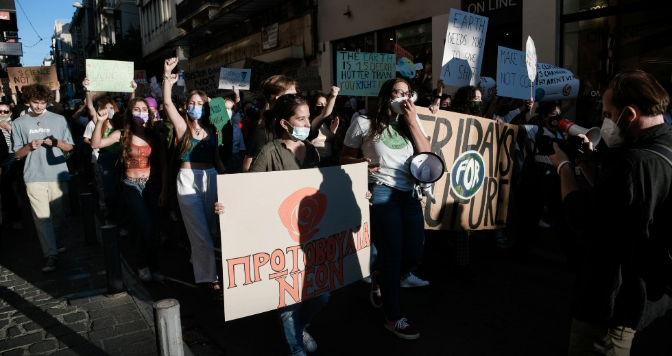 Στους δρόμους οι νέοι για το κλίμα