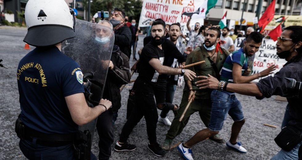 Δυναμική και επεισοδιακή η συγκέντρωση αλληλεγγύης για την Παλαιστίνη