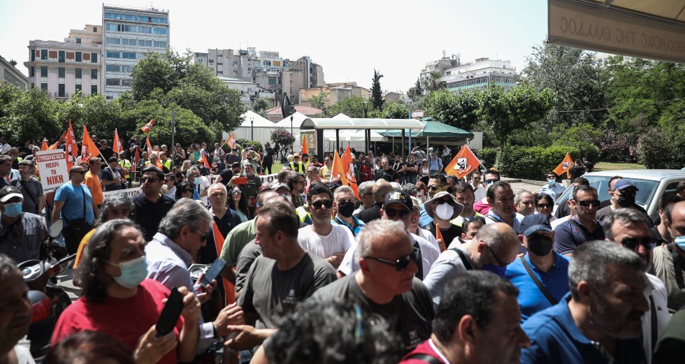 Καμία κυβερνητική δέσμευση, παρά τη δυναμική κινητοποίηση της ΠΟΕ-ΟΤΑ