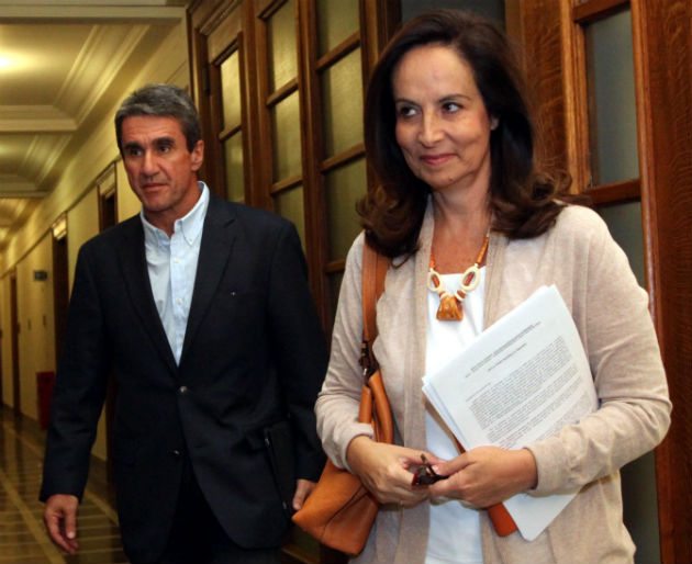 Υπουργοί Παιδείας με «κόφτη» και εργαζόμενοι-λάστιχο