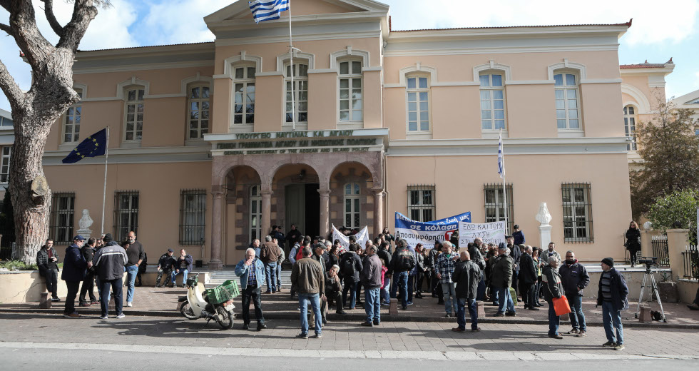 Ακροδεξιές προκλήσεις ενάντια σε πρόσφυγες και αλληλέγγυους