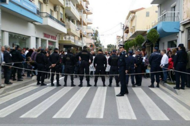 Ρέθυμνο: Παρέλασαν για τα αιτήματά τους οι εκπαιδευτικοί