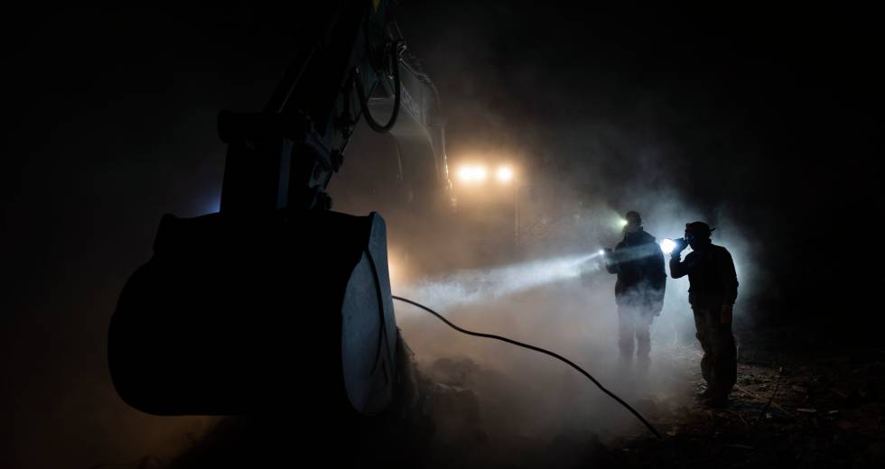 Πάνω από 46.000 νεκροί σε Τουρκία και Συρία – Οργή για τους αγνοούμενους