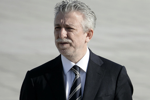 Διαβήματα για το πανό