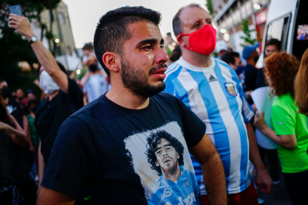 Η Αργεντινή αποχαιρετά το αγαπημένο της «χρυσό παιδί»