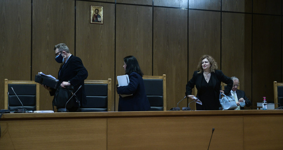Τα τελευταία καρέ μίας ιστορικής δίκης