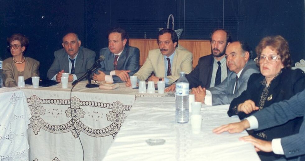 Γιατί, ρε φίλε μου, Θανάση;