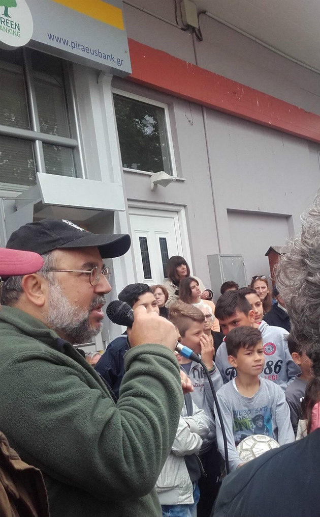 «Όχι» κατοίκων στο κλείσιμο της μοναδικής τράπεζας στο Δίστομο