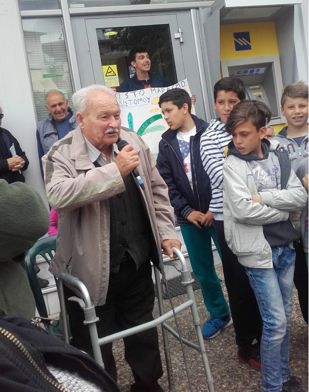 «Όχι» κατοίκων στο κλείσιμο της μοναδικής τράπεζας στο Δίστομο