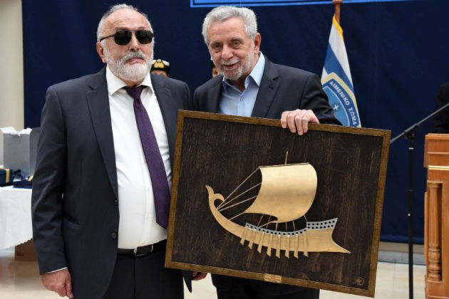 «Η αποχώρησή μου δεν είναι εθελούσια»