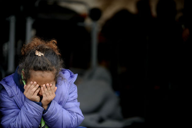«Καμπανάκι» Spiegel για προσφυγικό και χρέος