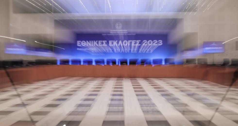 Λεπτό προς λεπτό από την efsyn.gr η κρίσιμη εκλογική αναμέτρηση