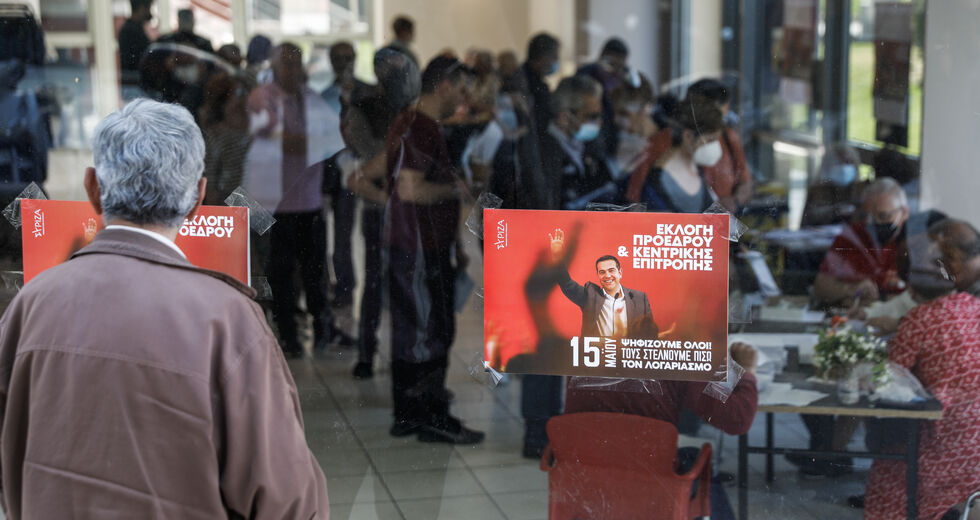 «Πρώτο κόμμα, ο ΣΥΡΙΖΑ των 172.000 μελών»