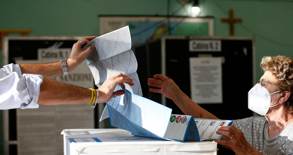 Προβάδισμα στην Κεντροαριστερά