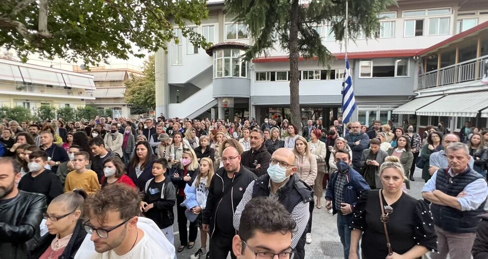 Ποιοι θέλουν να βάλουν λουκέτο στα «Εκπαιδευτήρια Μ.Ν. Ράπτου»;