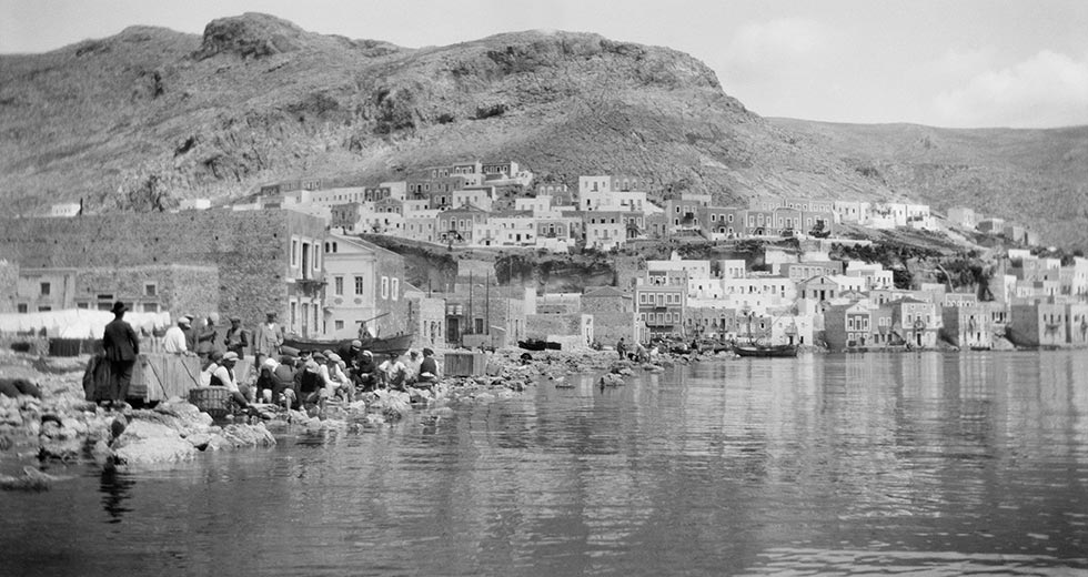 Οταν η Ελλη Παπαδημητρίου συλλάμβανε στον φακό της μια νέα πατριδογνωσία