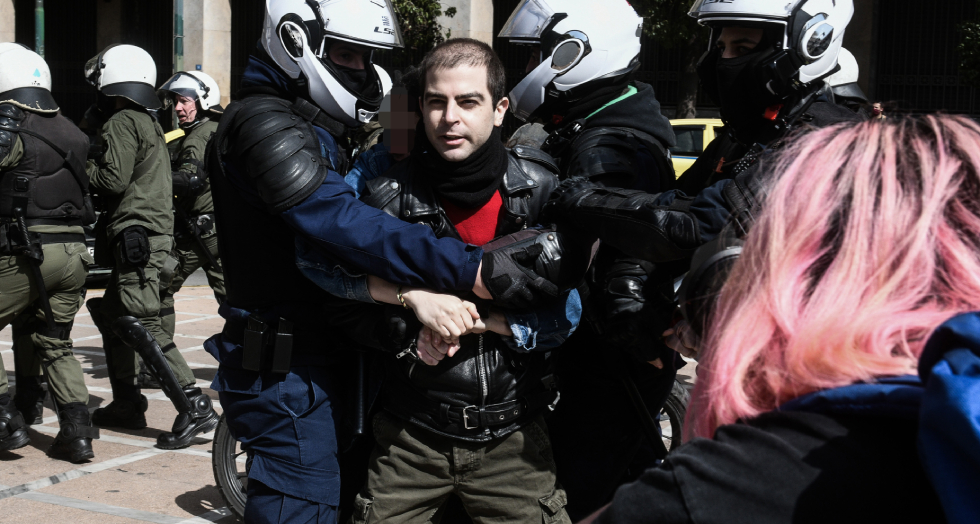 Σε συλλήψεις μετατράπηκαν 7 από τις 29 χθεσινές «τυφλές» προσαγωγές