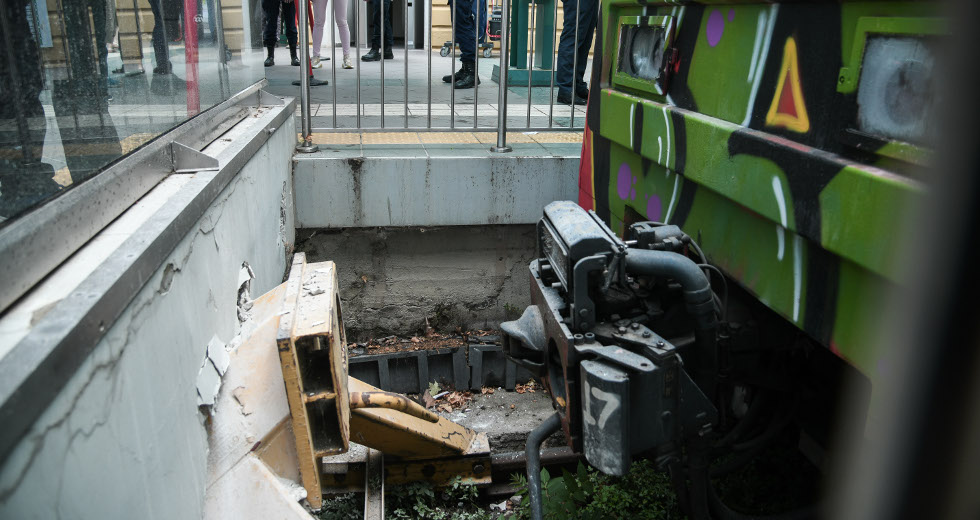 Έρευνα για το ατύχημα με συρμό στον σταθμό ΗΣΑΠ στην Κηφισιά
