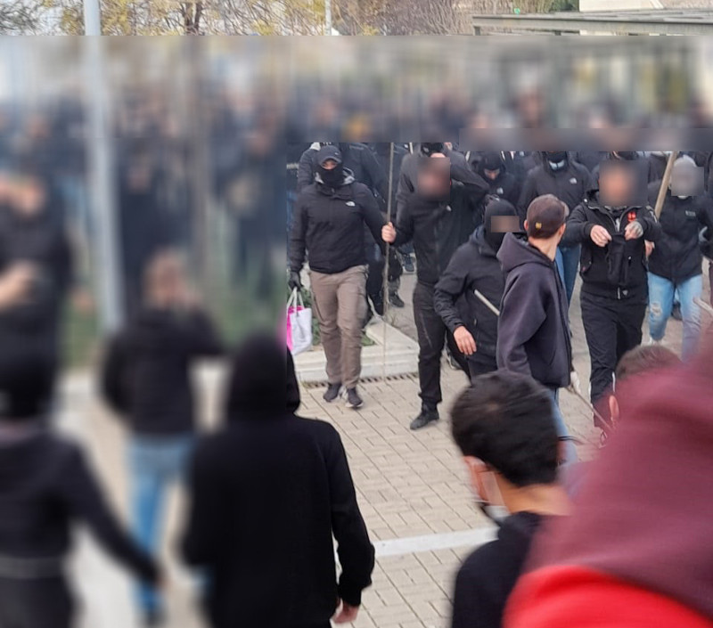 Ξέσπασμα οργής και άγριας καταστολής στη Ν. Σμύρνη