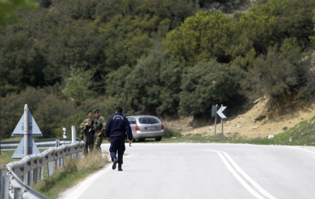 Αναζητώντας τα αίτια της πτώσης του ελικοπτέρου