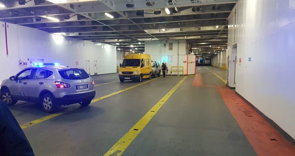Έφτασαν στην Κρήτη τα πρώτα εμβόλια – Ξεκινάει τη Δευτέρα o εμβολιασμός