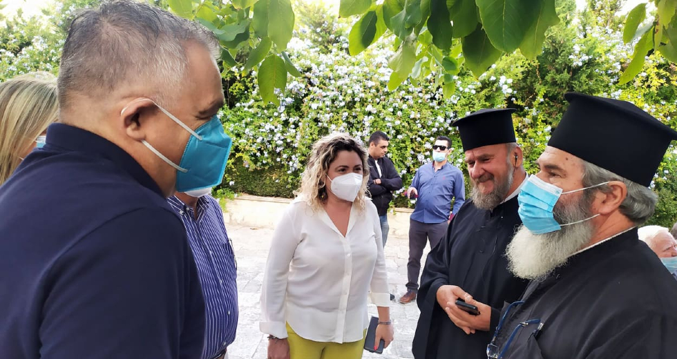 Ξεκίνησε ο εμβολιασμός στον Ιερό Ναό της Παναγίας στις Αρχάνες Ηρακλείου