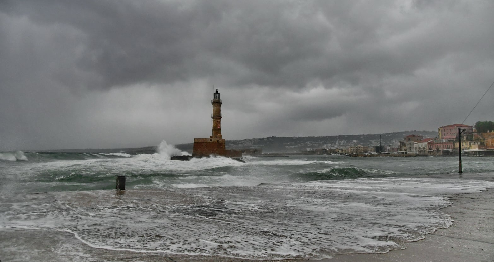 Στον κλοιό της «Μήδειας» η Κρήτη