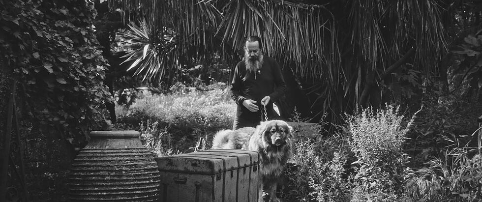 «Μία γραμμούλα, θάνατος-ζωή. Ζούμε, γλεντάμε, ζήτω»
