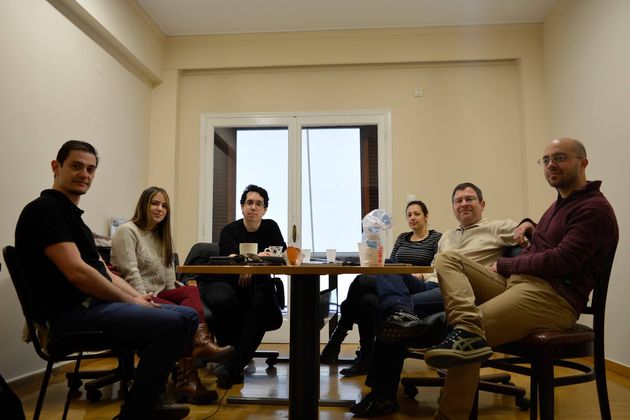 Από τα «σκουπίδια» στα θρανία των παιδιών μας