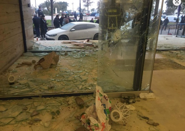 Συμπλοκές οπαδών Παναθηναϊκού – Ολυμπιακού στη Λευκάδα