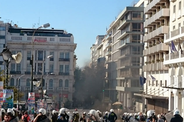 Χιλιάδες διαδηλωτές κατά της μνημονιακής πολιτικής