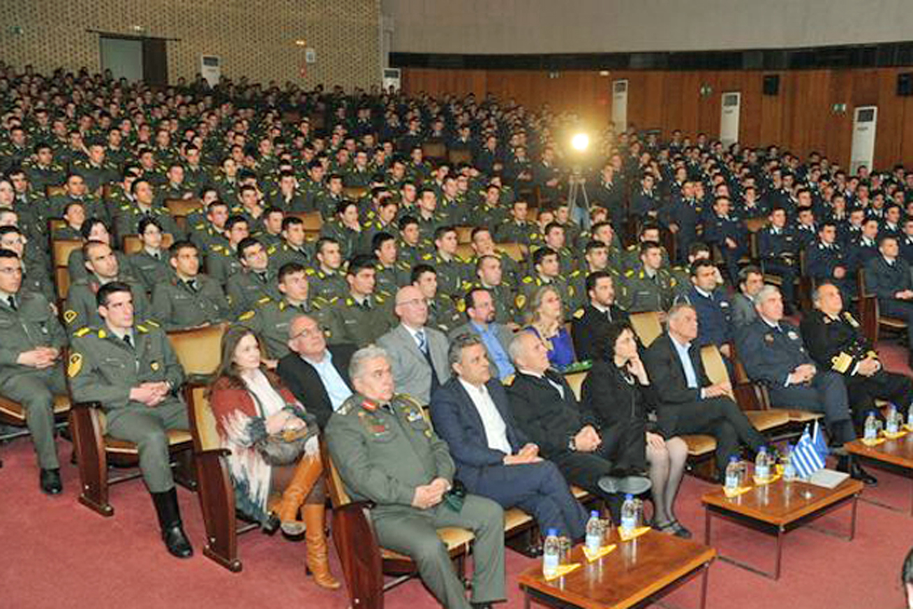 Μάθε τι εστί χούντα και φασισμός