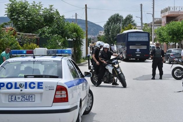 Ξεθάρρεψαν οι «κουκούλες»