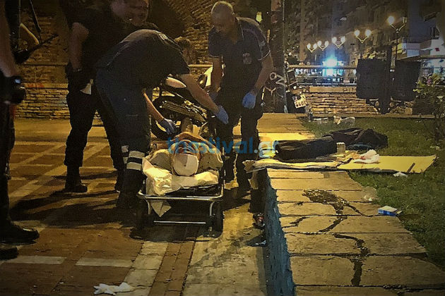 Ρατσιστική επίθεση σε μετανάστες με μαχαίρι