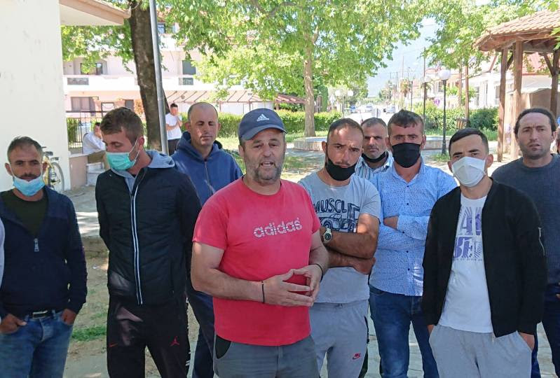 Οπου ακούς πολλά κεράσια… τους λείπουν οι εργάτες