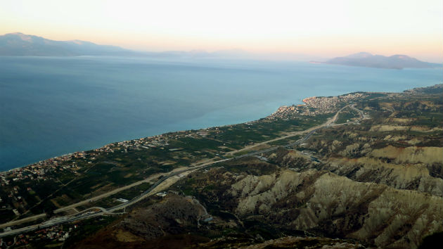 Από 40 κύματα πέρασαν οι 5 αυτοκινητόδρομοι