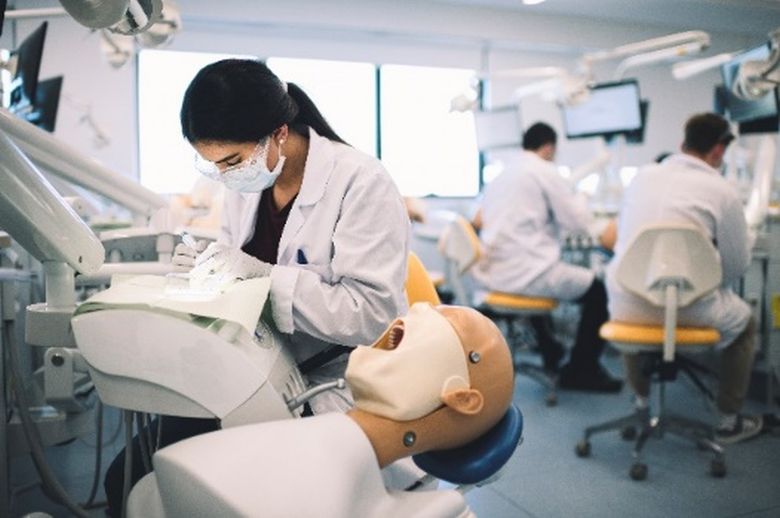 Ευρωπαϊκό Πανεπιστήμιο Κύπρου: οι πιο ολοκληρωμένες σπουδές Ιατρικής, Οδοντιατρικής, Επιστημών Υγείας και Ζωής