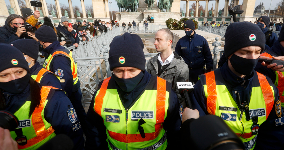 Μπαράζ συλλήψεων σε διαδηλώσεις κατά του lockdown σε ευρωπαϊκές χώρες