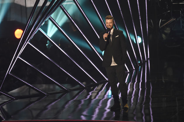 10 λόγοι για να σ’ ενδιαφέρει (ή όχι) η EUROVISION