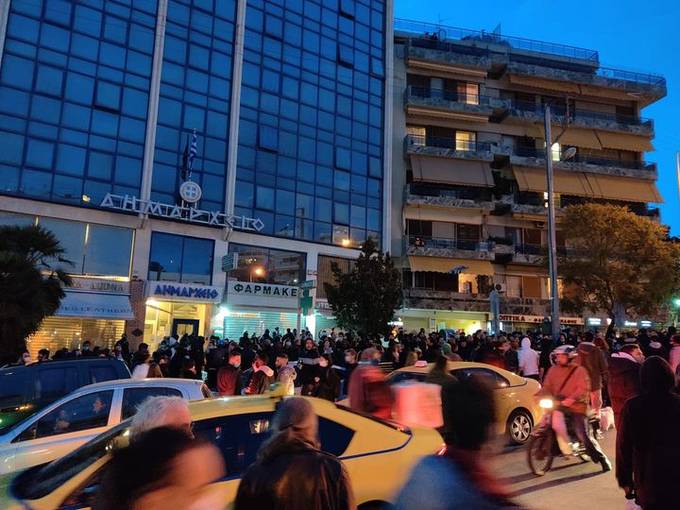 Βροντερό «όχι» στην καταστολή λέει η Νέα Σμύρνη – Με χημικά απαντά η ΕΛ.ΑΣ.