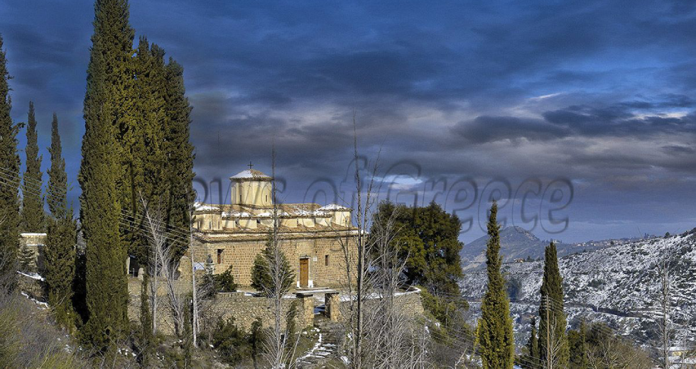 Ευρωστίνα, για ένα χαλαρό Σαββατοκύριακο στα χιονισμένα βουνά της ορεινής Κορινθίας
