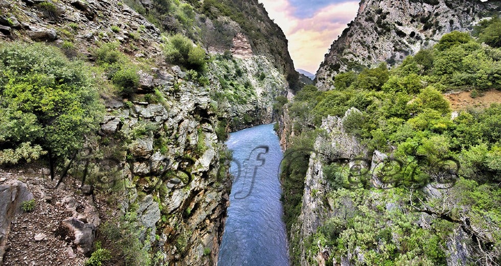 Οδοιπορικό από το Καρπενήσι στα Φιδάκια και από εκεί στη λίμνη Κρεμαστών