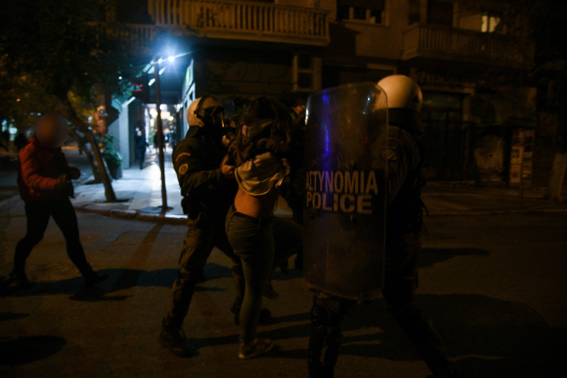 Πάθος στους δρόμους, καταστολή στα Εξάρχεια